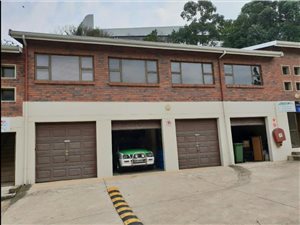 218 m² Commercial space in Briardene