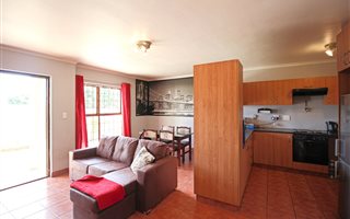 1 Bedroom Apartment in Oakglen