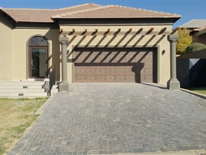4 Bed House in Valleyview Estate