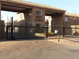 2 Bed Apartment in Krugersrus