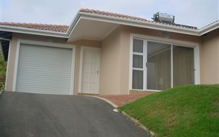 3 Bedroom Townhouse in Illovo Beach