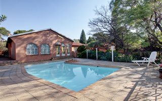4 Bedroom House in Lydiana