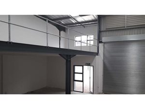 180 m² Commercial space in Cornubia