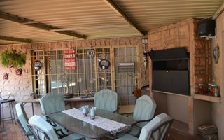 4 Bedroom House in Elspark
