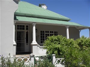 4 Bedroom House in Dale View