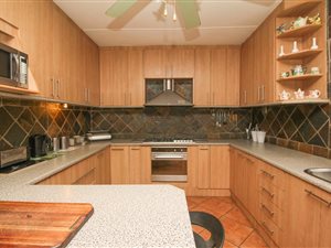 21 m² Farm in Uitenhage Central