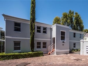 2 Bed Apartment in Rondebosch