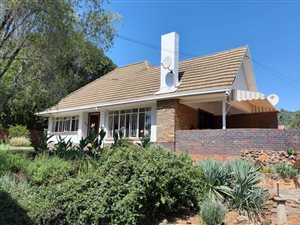 5 Bed House in Groenkloof