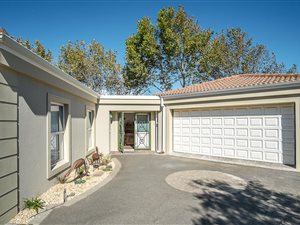 3 Bed Townhouse in Durbanville Central