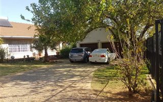 3 Bedroom House in Greenhills