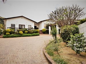 4 Bed House in Groenvlei