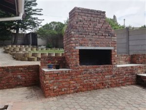 3 Bedroom House in Dana Bay