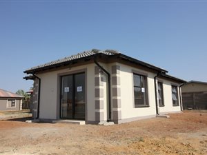 2 Bed House in Vanderbijlpark CE3