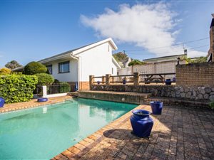 3 Bed House in Roundhay