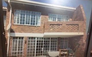 3 Bedroom Duplex in Lambton