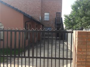 2 Bedroom House in Zakariyya Park