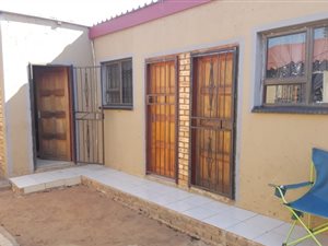 4 Bed House in Emdeni