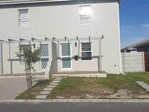 3 Bed Townhouse in Bardale Village