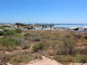 1203 m² Land available in Britannica Heights