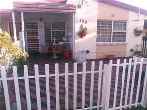 3 Bed Townhouse in Ridgeway