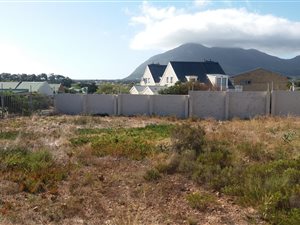 470 m² Land available in Milkwood Park