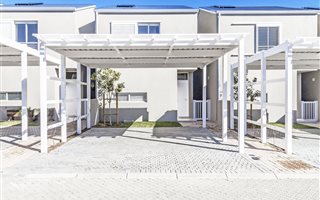 2 Bedroom House in Somerset Lakes