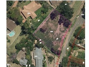 2029 m² Land available in Atholl Heights