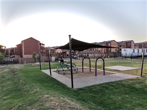 2 Bed Apartment in Aeroton