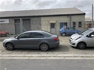 390 m² Industrial space in Airport Industria
