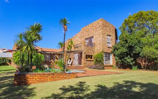 3 Bedroom House in Birchleigh North