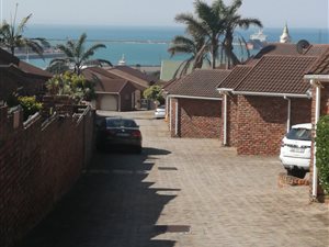 3 Bed Townhouse in South End