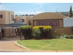 2 Bed Apartment in Glenvista