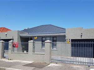 3 Bed House in Goodwood