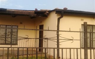 2 Bedroom House in Madadeni
