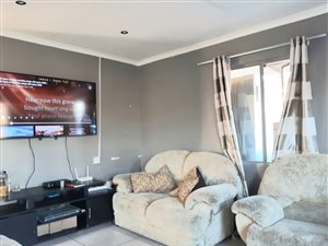 3 Bed House in Newlands East