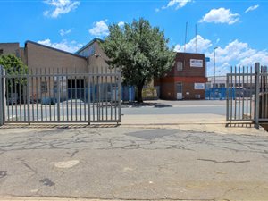 2490 m² Industrial space in Wynberg