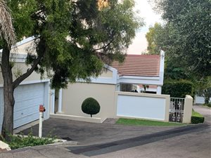 3 Bed Townhouse in Sterrewag