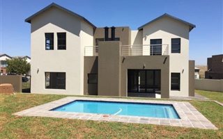 4 Bedroom House in Copperleaf