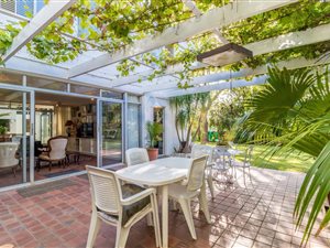 4 Bed House in Brandwacht