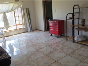 6 Bedroom House in Isipingo Beach
