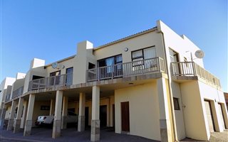 2 Bedroom Apartment in Bay View