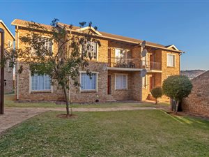 2 Bed Apartment in Strubens Valley