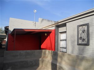 3 Bed House in Randlespark