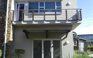 135 m² Commercial space in Montrose
