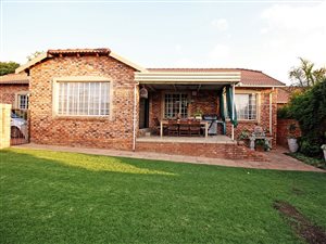4 Bed Townhouse in North Riding