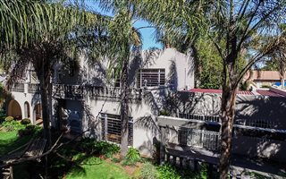 6 Bedroom House in Edleen