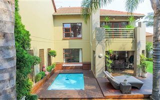 3 Bedroom Townhouse in Bedfordview