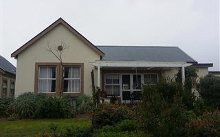 2 Bedroom House in Schonenberg Estate