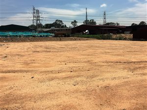 4000 m² Land available in Eastgate