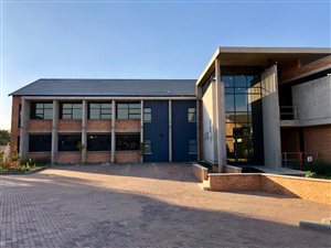 88 m² Commercial space in Tijger Valley and surrounds